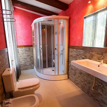 Caules Sleeps 23 Pool Air Con Wifi Villa Lloret de Mar